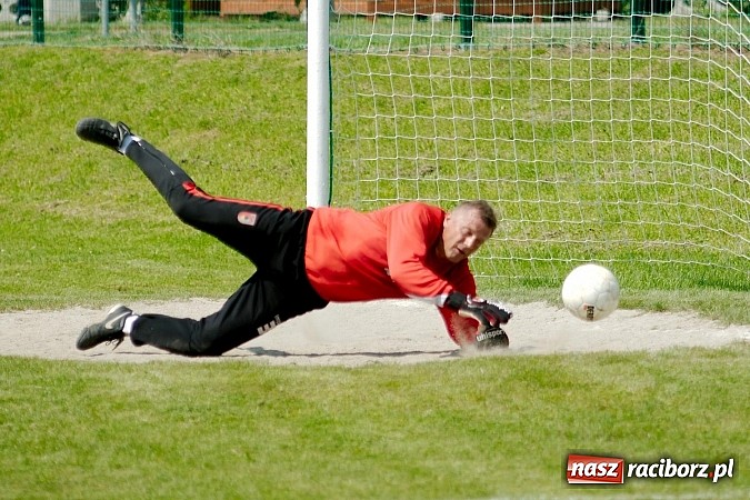 Zdjęcie w galerii na portalu naszraciborz.pl: LKS Chałupki obchodził 80-lecie założenia wiadomości z regionu