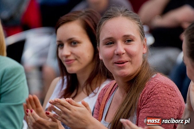 Zdjęcie w galerii na portalu naszraciborz.pl: Mocny początek festiwalu Spotkałem Pana wiadomości z regionu