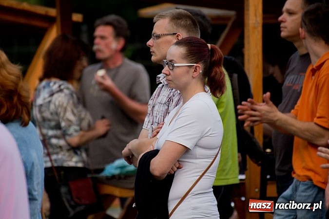 Zdjęcie w galerii na portalu naszraciborz.pl: Mocny początek festiwalu Spotkałem Pana wiadomości z regionu
