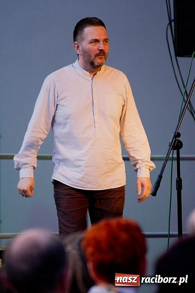 Zdjęcie w galerii na portalu naszraciborz.pl: Mocny początek festiwalu Spotkałem Pana wiadomości z regionu