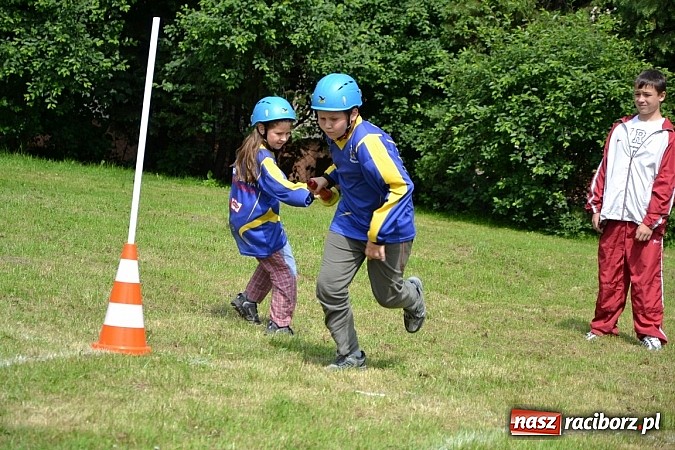 Zdjęcie w galerii na portalu naszraciborz.pl: W Krzyżanowicach rywalizowali młodzi strażacy wiadomości z regionu