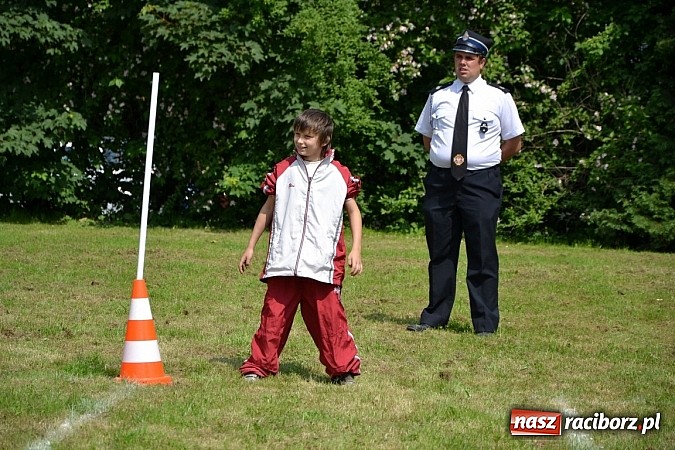 Zdjęcie w galerii na portalu naszraciborz.pl: W Krzyżanowicach rywalizowali młodzi strażacy wiadomości z regionu
