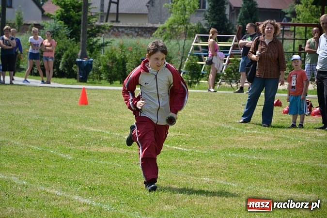 Zdjęcie w galerii na portalu naszraciborz.pl: W Krzyżanowicach rywalizowali młodzi strażacy wiadomości z regionu