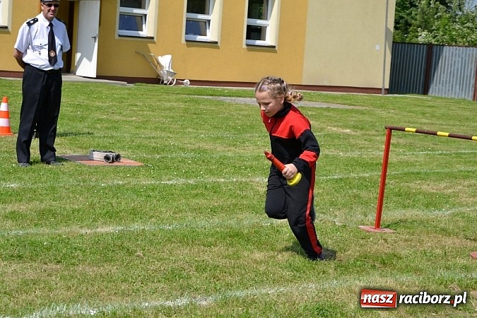 Zdjęcie w galerii na portalu naszraciborz.pl: W Krzyżanowicach rywalizowali młodzi strażacy wiadomości z regionu