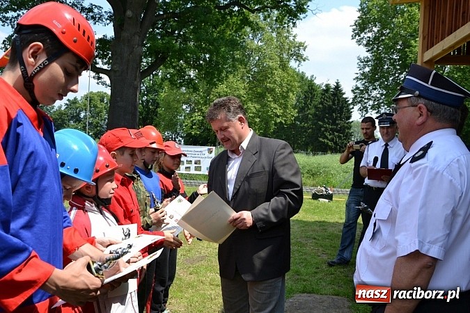 Zdjęcie w galerii na portalu naszraciborz.pl: W Krzyżanowicach rywalizowali młodzi strażacy wiadomości z regionu