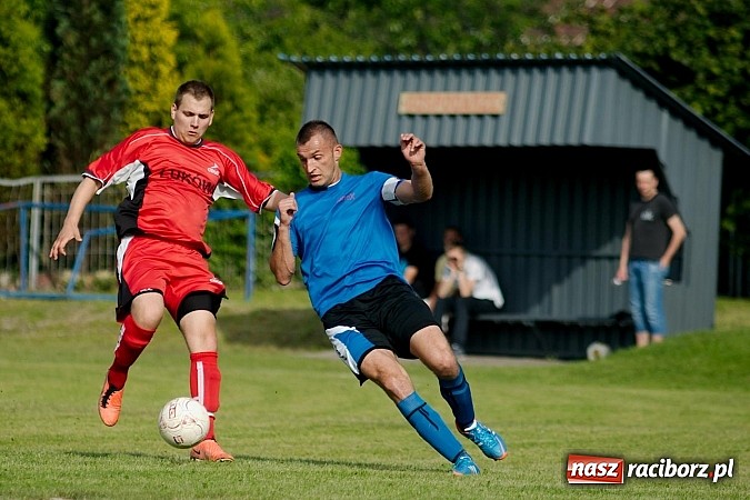 Zdjęcie w galerii na portalu naszraciborz.pl: Grad goli w Chałupkach. Jubilat górą wiadomości z regionu