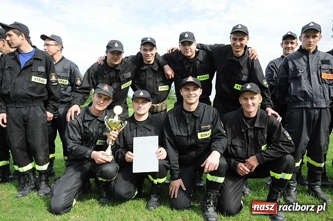 Zdjęcie w galerii na portalu naszraciborz.pl: Gminne zawody sportowo-pożarnicze w Wojnowicach - znamy najlepszych wiadomości z regionu