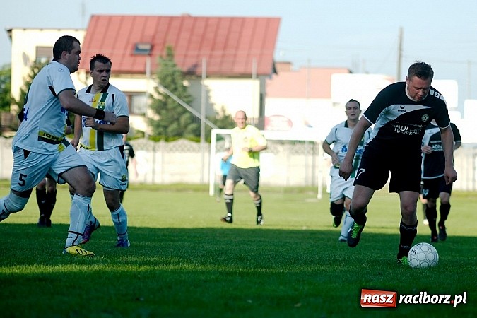 Zdjęcie w galerii na portalu naszraciborz.pl: Tworków kontra Rudy: mecz straconych okazji wiadomości z regionu