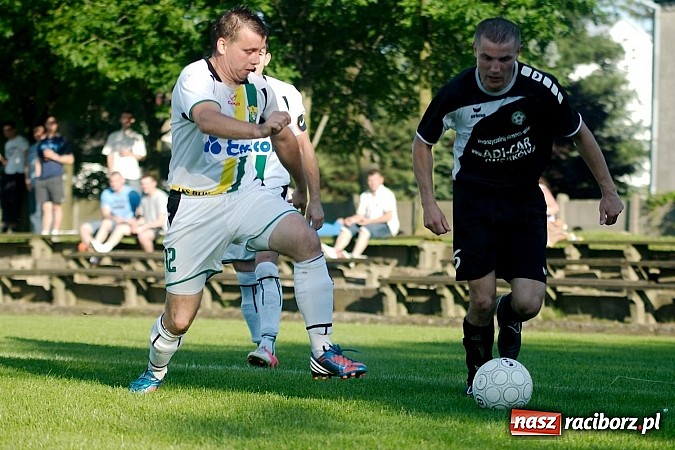 Zdjęcie w galerii na portalu naszraciborz.pl: Tworków kontra Rudy: mecz straconych okazji wiadomości z regionu