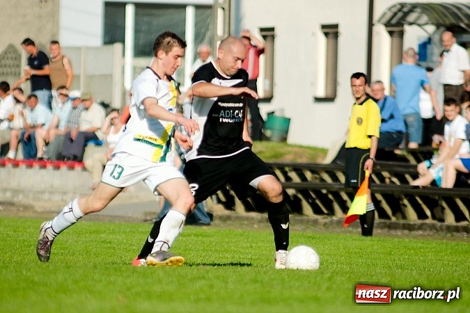 Zdjęcie w galerii na portalu naszraciborz.pl: Tworków kontra Rudy: mecz straconych okazji wiadomości z regionu