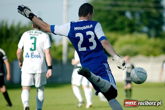 Zdjęcie w galerii na portalu naszraciborz.pl: Tworków kontra Rudy: mecz straconych okazji wiadomości z regionu