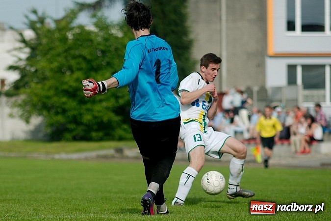 Zdjęcie w galerii na portalu naszraciborz.pl: Tworków kontra Rudy: mecz straconych okazji wiadomości z regionu