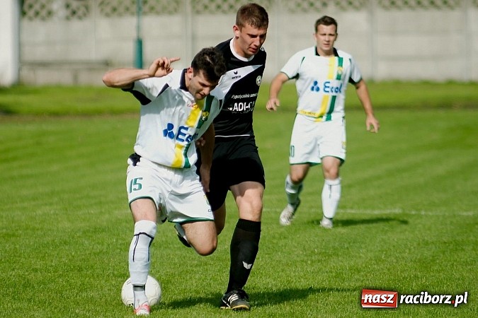 Zdjęcie w galerii na portalu naszraciborz.pl: Tworków kontra Rudy: mecz straconych okazji wiadomości z regionu