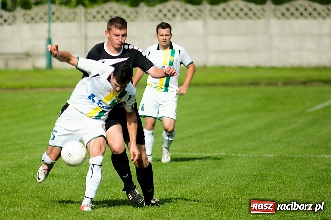 Zdjęcie w galerii na portalu naszraciborz.pl: Tworków kontra Rudy: mecz straconych okazji wiadomości z regionu