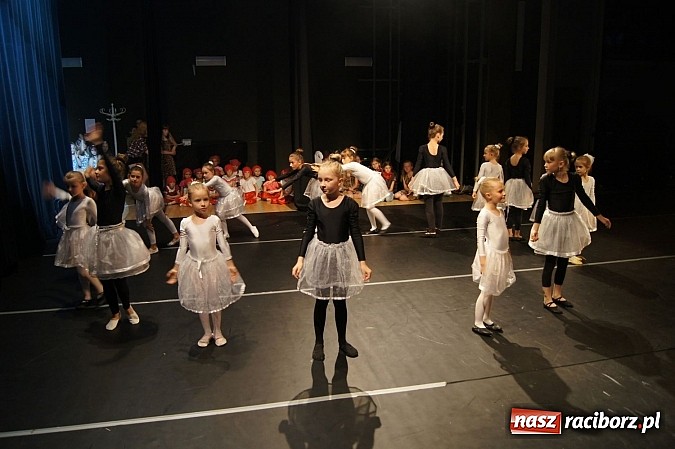 Zdjęcie w galerii na portalu naszraciborz.pl: Tłumy na Gali Skazy w RCK-u  wiadomości z regionu