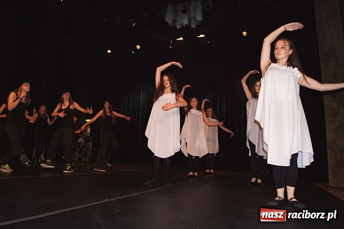 Zdjęcie w galerii na portalu naszraciborz.pl: Tłumy na Gali Skazy w RCK-u  wiadomości z regionu