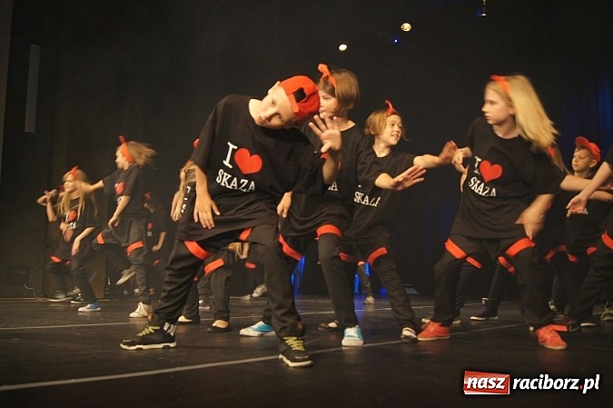 Zdjęcie w galerii na portalu naszraciborz.pl: Tłumy na Gali Skazy w RCK-u  wiadomości z regionu