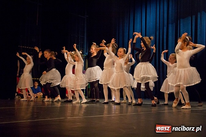 Zdjęcie w galerii na portalu naszraciborz.pl: Tłumy na Gali Skazy w RCK-u  wiadomości z regionu