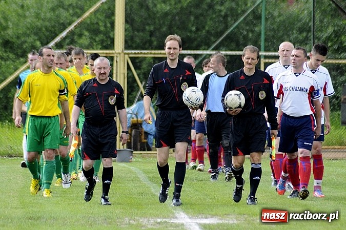 Zdjęcie w galerii na portalu naszraciborz.pl: Koziołki żegnają się z A klasą wiadomości z regionu