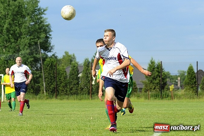 Zdjęcie w galerii na portalu naszraciborz.pl: Koziołki żegnają się z A klasą wiadomości z regionu