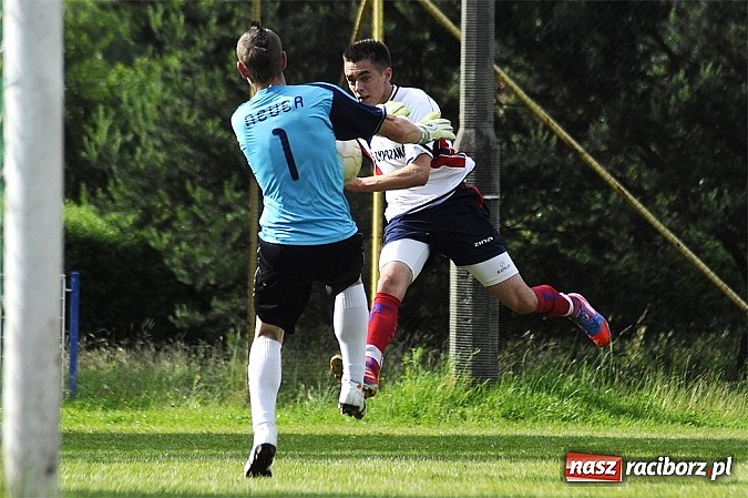 Zdjęcie w galerii na portalu naszraciborz.pl: Koziołki żegnają się z A klasą wiadomości z regionu