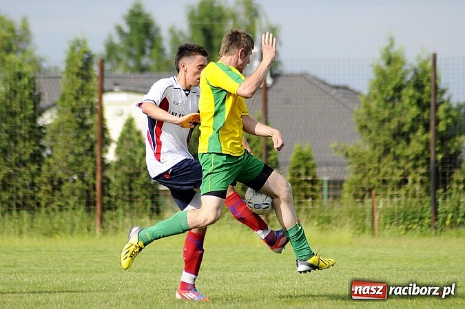 Zdjęcie w galerii na portalu naszraciborz.pl: Koziołki żegnają się z A klasą wiadomości z regionu