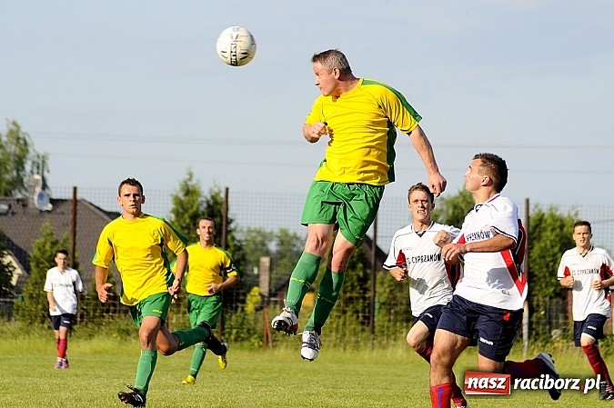Zdjęcie w galerii na portalu naszraciborz.pl: Koziołki żegnają się z A klasą wiadomości z regionu