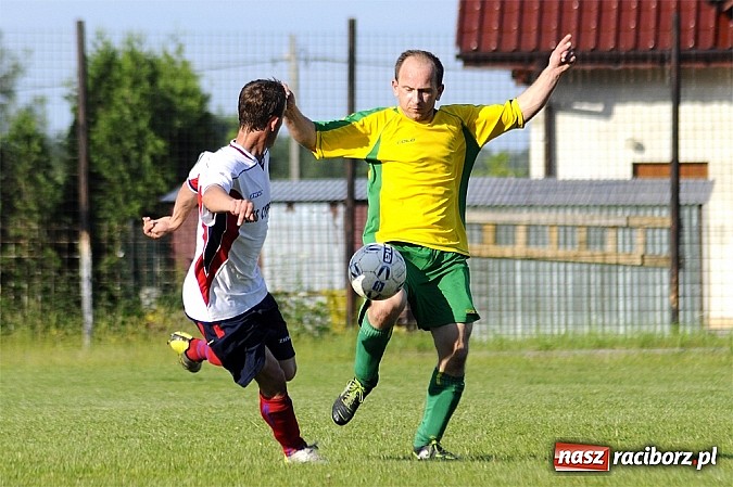 Zdjęcie w galerii na portalu naszraciborz.pl: Koziołki żegnają się z A klasą wiadomości z regionu