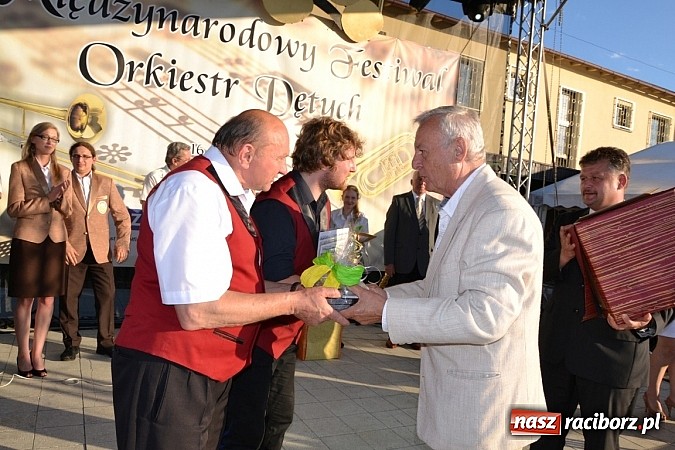 Zdjęcie w galerii na portalu naszraciborz.pl: Plania z Grand Prix na Festiwalu w Tworkowie wiadomości z regionu