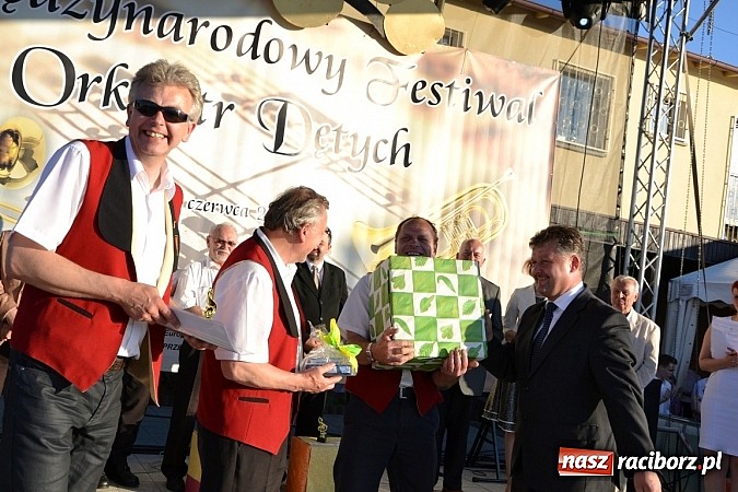 Zdjęcie w galerii na portalu naszraciborz.pl: Plania z Grand Prix na Festiwalu w Tworkowie wiadomości z regionu