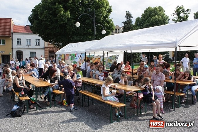 Zdjęcie w galerii na portalu naszraciborz.pl: Piknik rodzinny w Krzanowicach - moc zabawy wiadomości z regionu