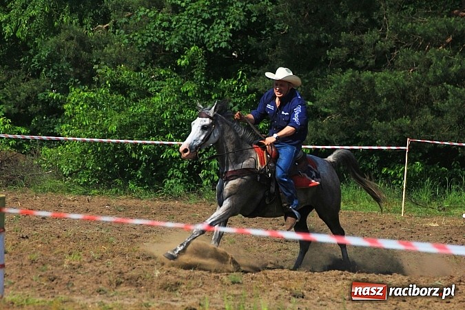 Zdjęcie w galerii na portalu naszraciborz.pl: Amatorskie zawody w stylu western w Kuźni Raciborskiej wiadomości z regionu