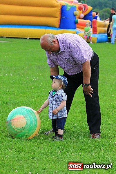 Zdjęcie w galerii na portalu naszraciborz.pl: Rodzina wiarygodna - Święto Rodziny w Kobyli wiadomości z regionu