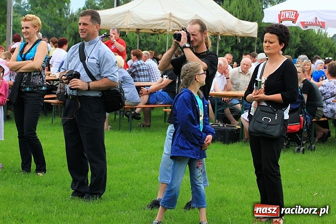 Zdjęcie w galerii na portalu naszraciborz.pl: Rodzina wiarygodna - Święto Rodziny w Kobyli wiadomości z regionu