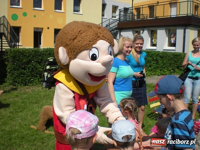Zdjęcie w galerii na portalu naszraciborz.pl: W Żłobku przy Słonecznej odbył się wielki bal wiadomości z regionu