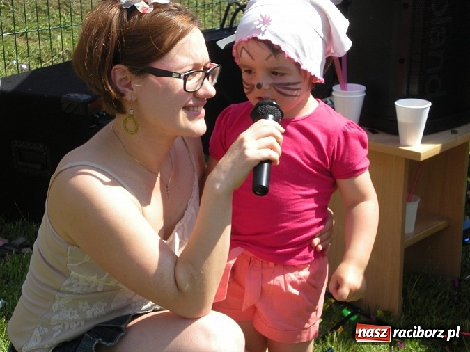 Zdjęcie w galerii na portalu naszraciborz.pl: W Żłobku przy Słonecznej odbył się wielki bal wiadomości z regionu