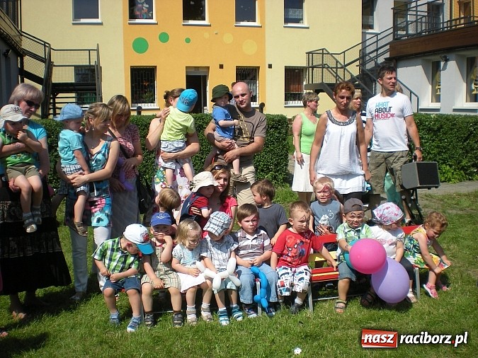 Zdjęcie w galerii na portalu naszraciborz.pl: W Żłobku przy Słonecznej odbył się wielki bal wiadomości z regionu