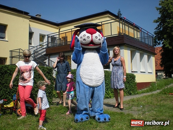 Zdjęcie w galerii na portalu naszraciborz.pl: W Żłobku przy Słonecznej odbył się wielki bal wiadomości z regionu