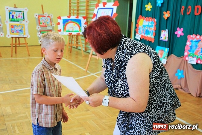 Zdjęcie w galerii na portalu naszraciborz.pl: Moja Rodzina - konkurs w Borucinie podsumowany wiadomości z regionu