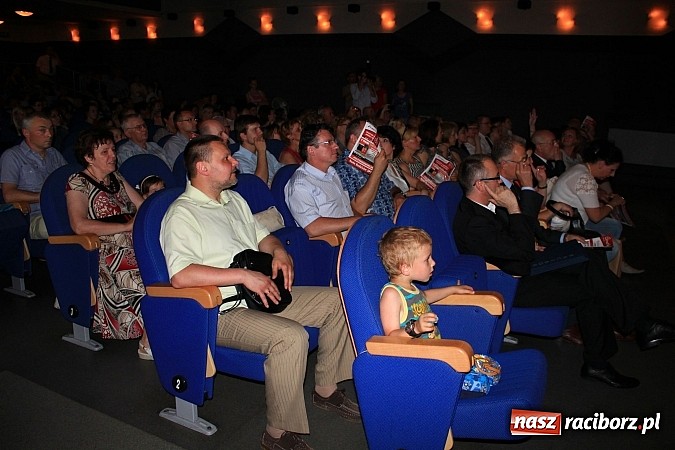 Zdjęcie w galerii na portalu naszraciborz.pl: III Gala Laureatów SP 15 - Najlepsi z najlepszych zostali wyróżnieni wiadomości z regionu