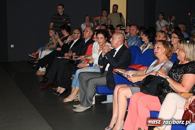 Zdjęcie w galerii na portalu naszraciborz.pl: III Gala Laureatów SP 15 - Najlepsi z najlepszych zostali wyróżnieni wiadomości z regionu