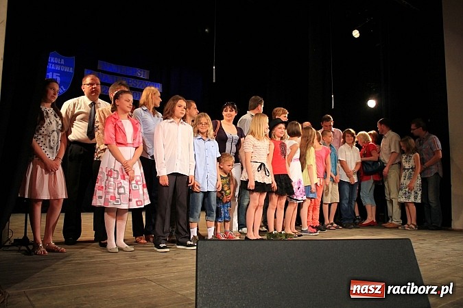 Zdjęcie w galerii na portalu naszraciborz.pl: III Gala Laureatów SP 15 - Najlepsi z najlepszych zostali wyróżnieni wiadomości z regionu