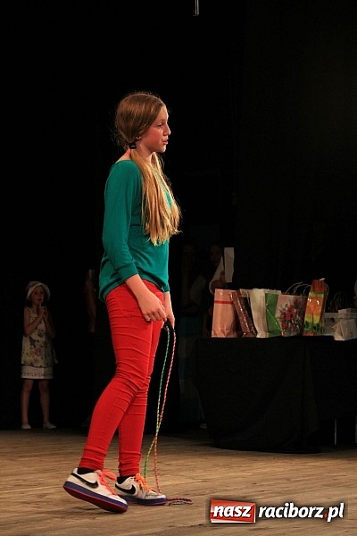 Zdjęcie w galerii na portalu naszraciborz.pl: III Gala Laureatów SP 15 - Najlepsi z najlepszych zostali wyróżnieni wiadomości z regionu