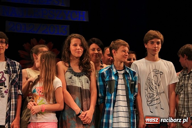 Zdjęcie w galerii na portalu naszraciborz.pl: III Gala Laureatów SP 15 - Najlepsi z najlepszych zostali wyróżnieni wiadomości z regionu