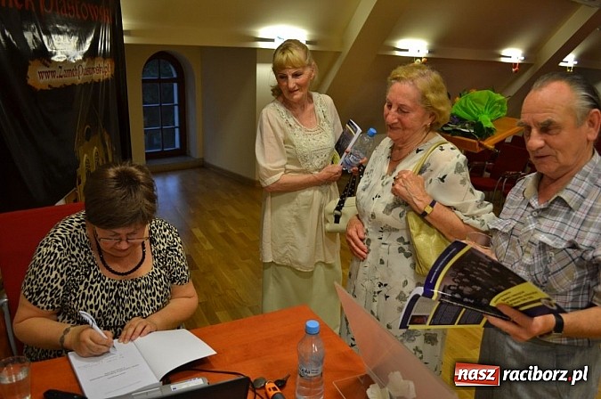 Zdjęcie w galerii na portalu naszraciborz.pl: Szkolnictwo ziemi raciborskiej w okresie powojennej stabilizacji wiadomości z regionu