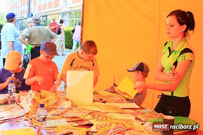 Zdjęcie w galerii na portalu naszraciborz.pl: XIII edycja Festynu Ekologicznego na rynku wiadomości z regionu