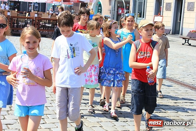 Zdjęcie w galerii na portalu naszraciborz.pl: XIII edycja Festynu Ekologicznego na rynku wiadomości z regionu