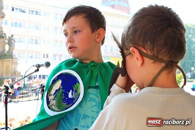 Zdjęcie w galerii na portalu naszraciborz.pl: XIII edycja Festynu Ekologicznego na rynku wiadomości z regionu