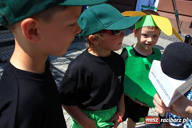 Zdjęcie w galerii na portalu naszraciborz.pl: XIII edycja Festynu Ekologicznego na rynku wiadomości z regionu
