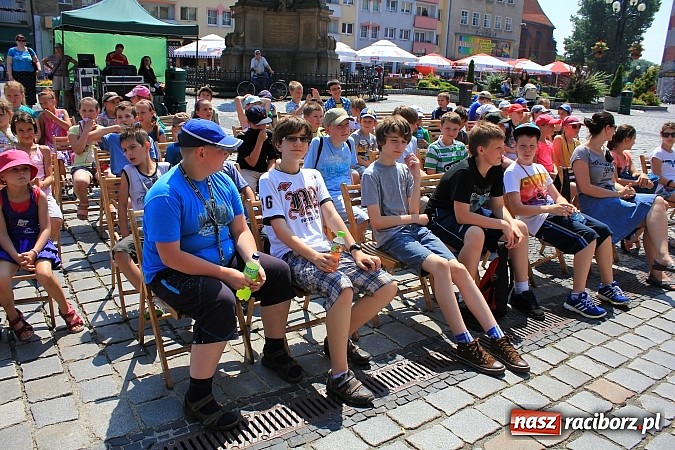 Zdjęcie w galerii na portalu naszraciborz.pl: XIII edycja Festynu Ekologicznego na rynku wiadomości z regionu